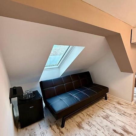Kuriozum Vendeghaz Otel Segedin Dış mekan fotoğraf